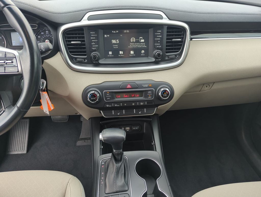 Used 2020 Black Kia LX image 25