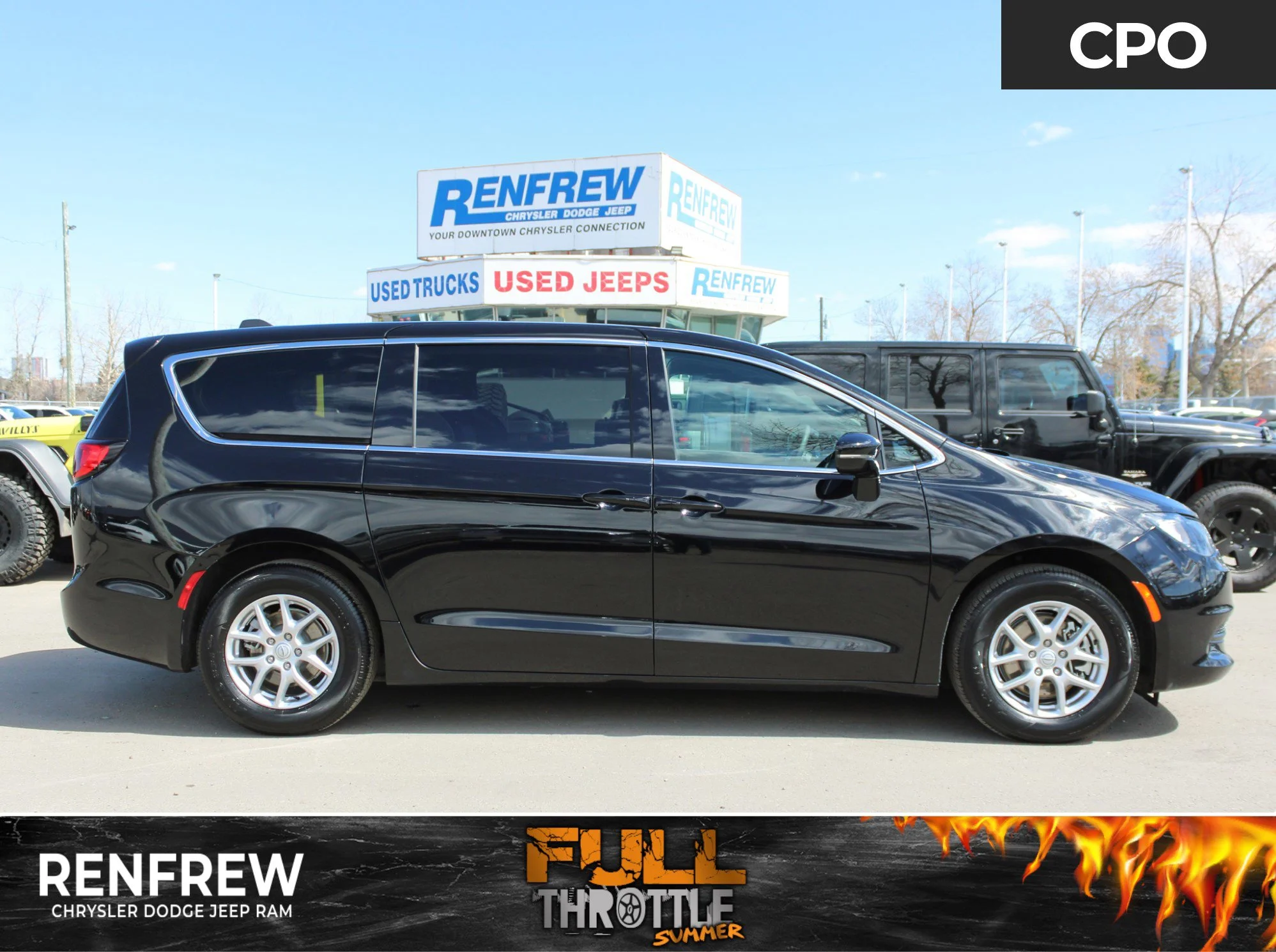 Certified Used 2025 Black Chrysler SXT * V6 | Heated Leather Seats | Adaptive Cruise | Apple CarPlay | Remote Start | Backup Camera image 1