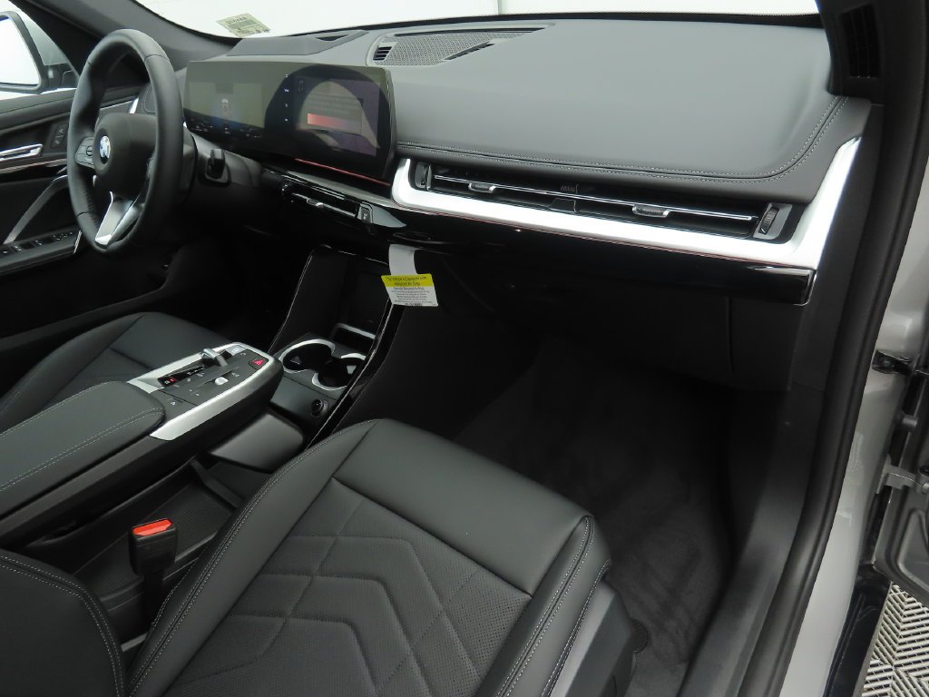 Certified Used 2026 Silver Metallic BMW xDrive28i image 18