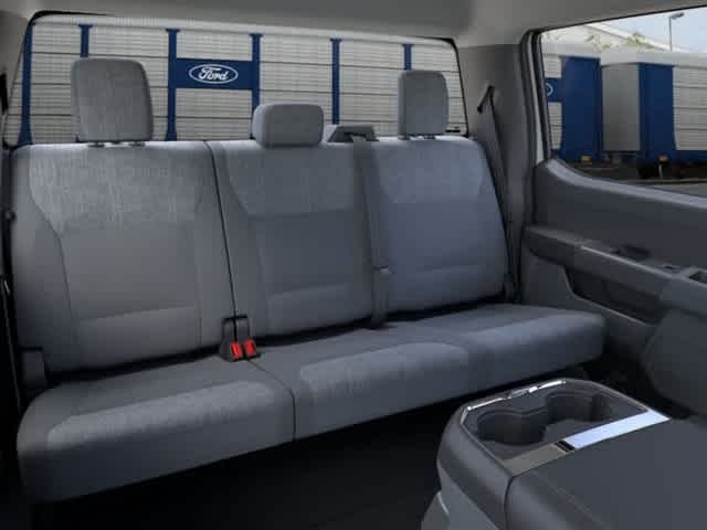 New 2026 Oxford White Ford XLT image 11