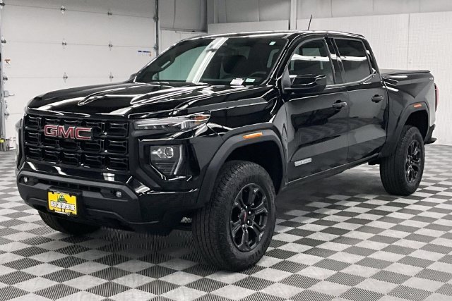 Used 2024 Onyx Black GMC Elevation image 11