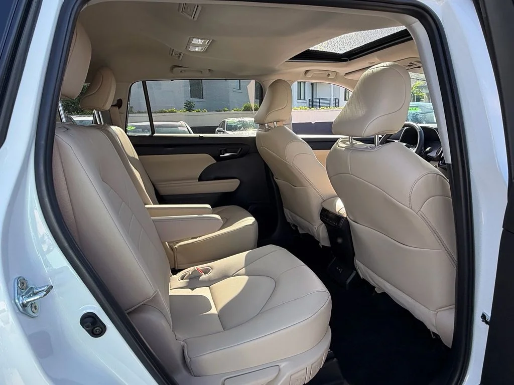 Used 2024 Beige Toyota XLE image 17