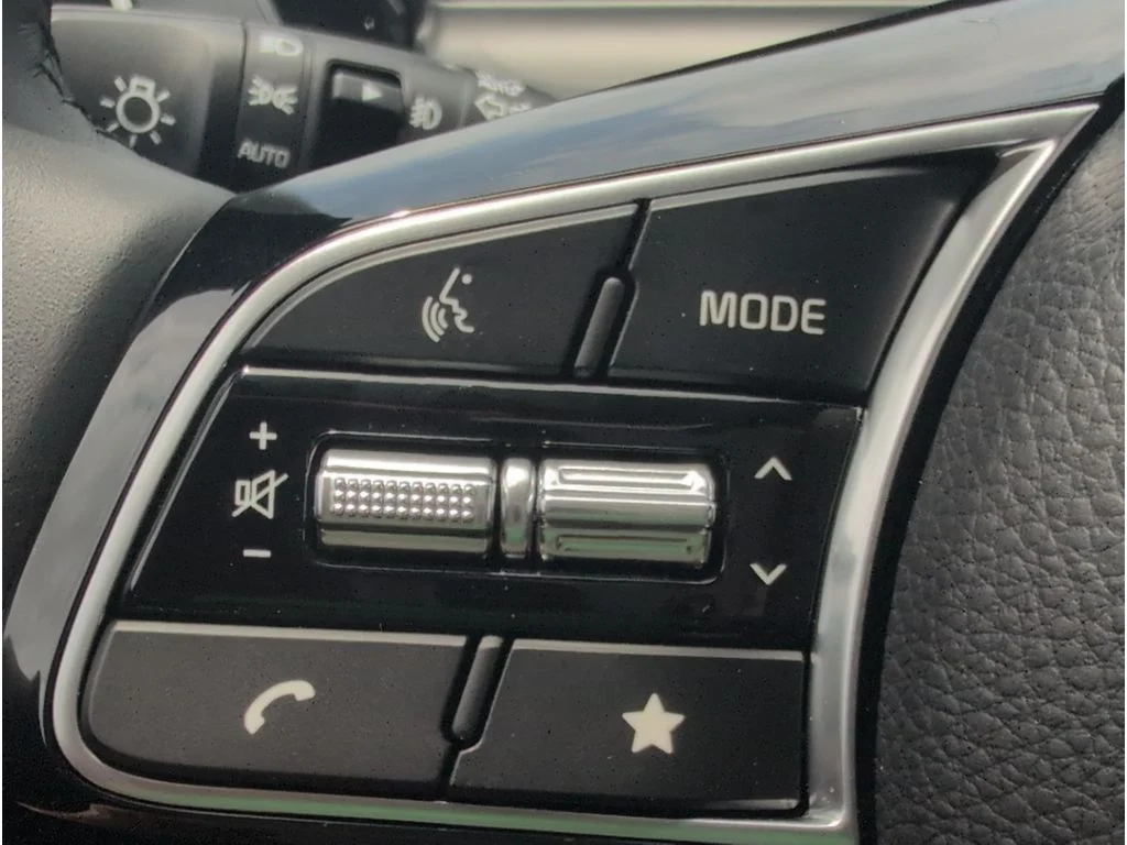 New 2026 Snow White Pearl Kia S image 23