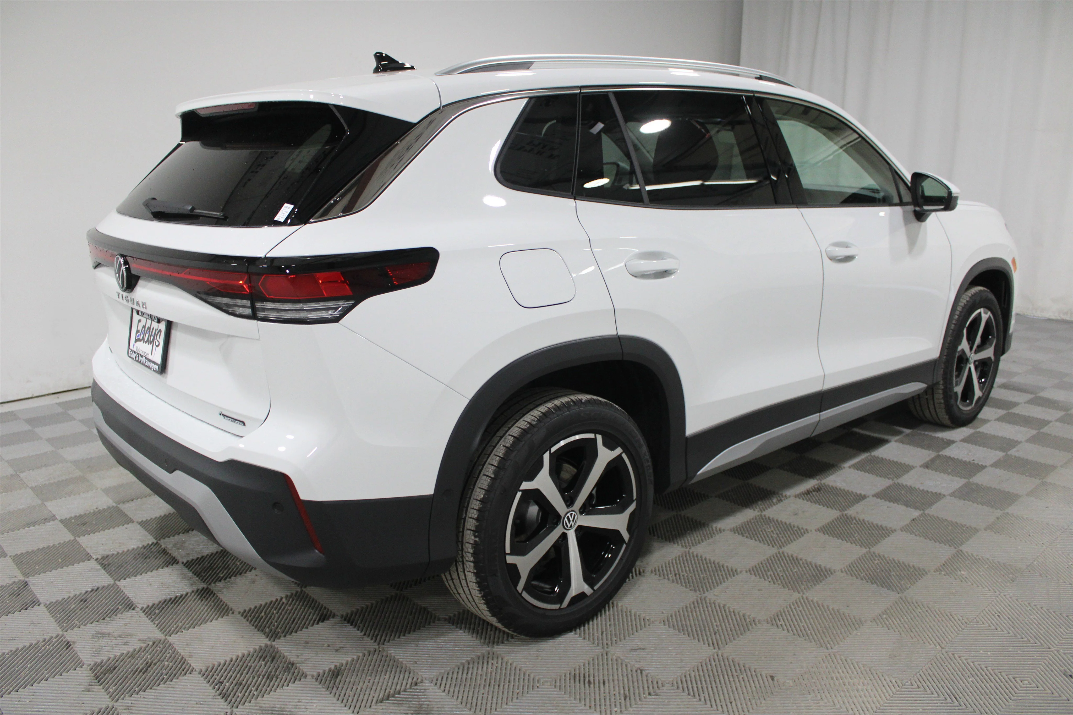 New 2026 Pure White Volkswagen SE image 26