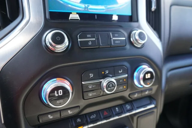 Used 2021 RED GMC SLE image 28