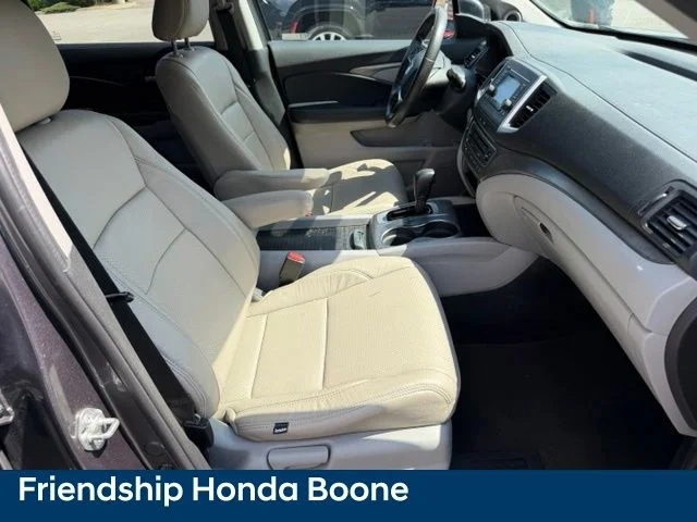 Used 2019 Gray Honda LX image 36