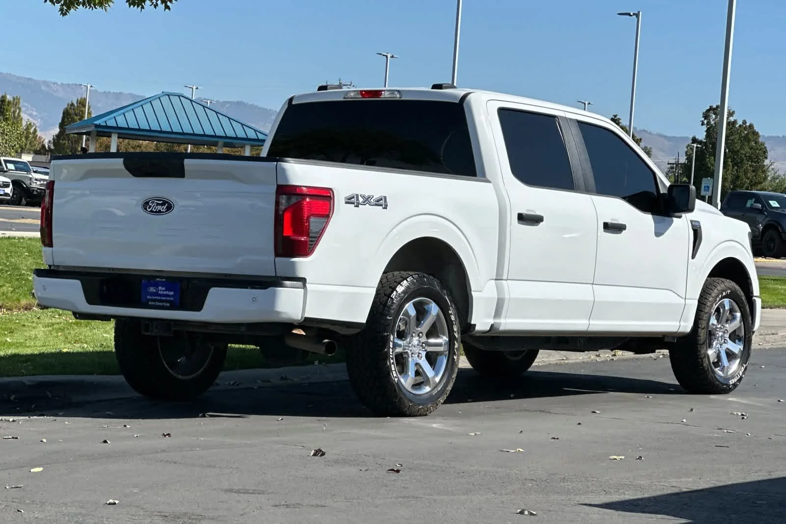 Certified Used 2024 Oxford White Clearcoat Ford STX image 2