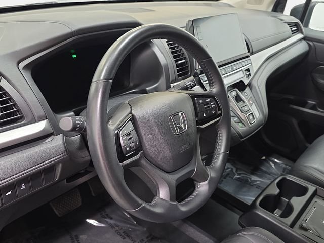 Used 2025 White Honda EX-L image 14