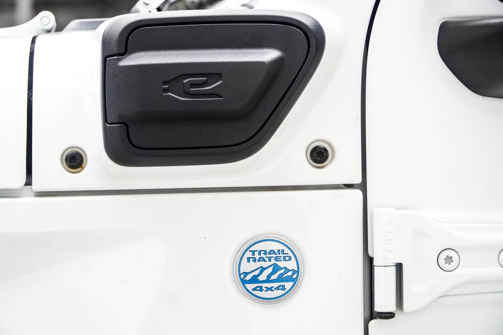 Used 2021 White Jeep Unlimited Sahara 4xe image 8