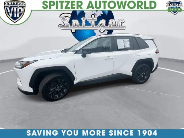 Used 2026 Off-white Toyota XLE Premium image 9