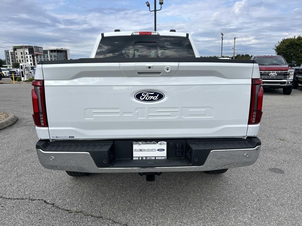 New 2026 Oxford White Ford Lariat® image 5