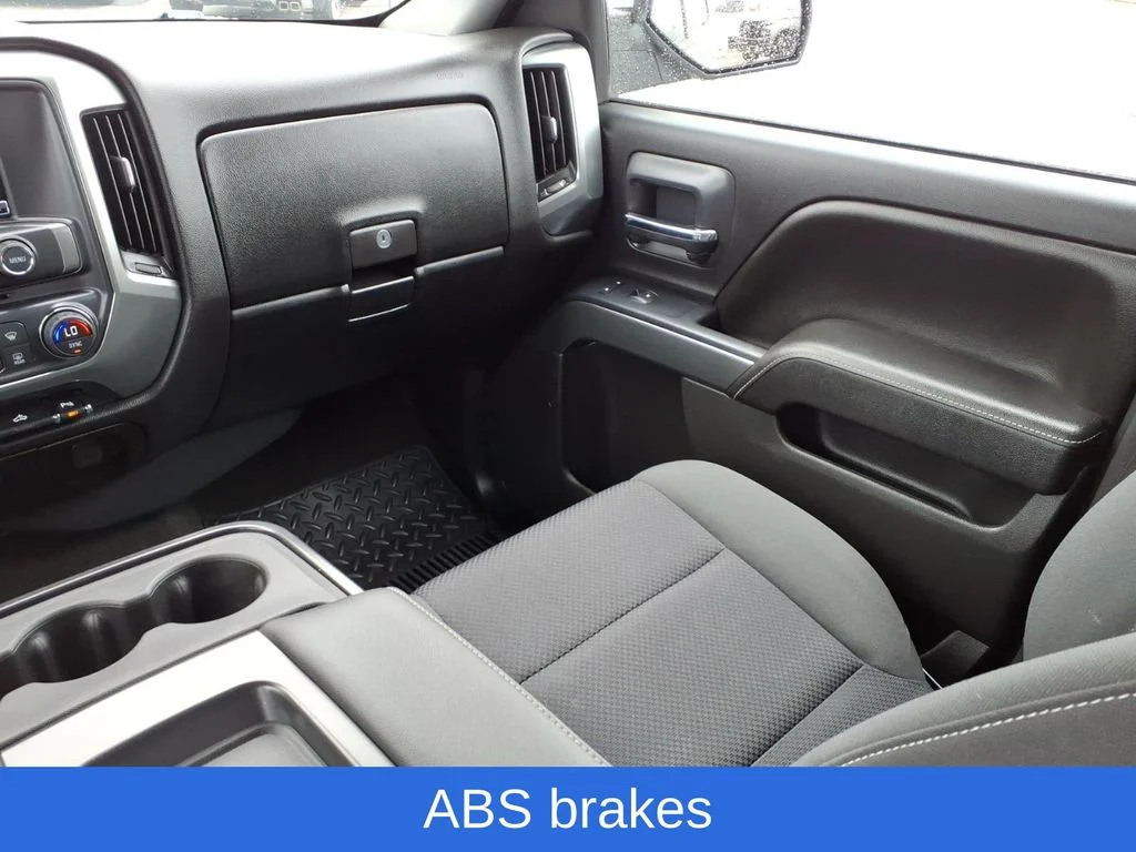 Used 2015 Silver Chevrolet LT image 24