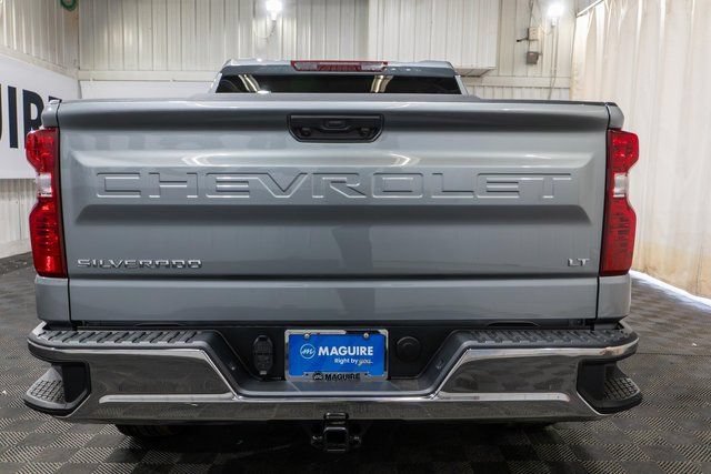 New 2026 Sterling Gray Metallic Chevrolet LT (2FL) image 6