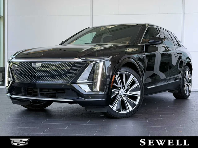 2024 Cadillac LYRIQ Luxury 3