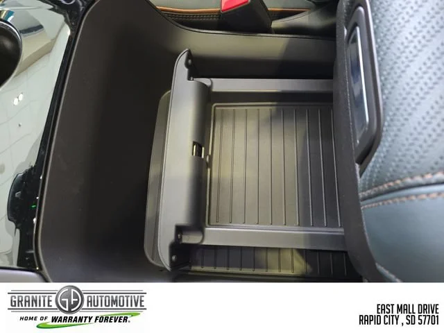 2026 GMC Yukon AT4 - Photo 37