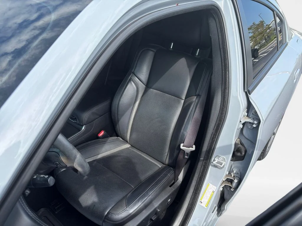 Used 2022 Gray Dodge SXT image 25