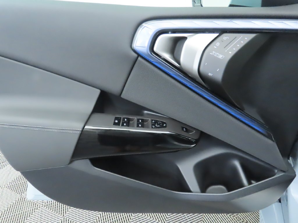 Used 2026 Gray Metallic BMW 30 xDrive image 25