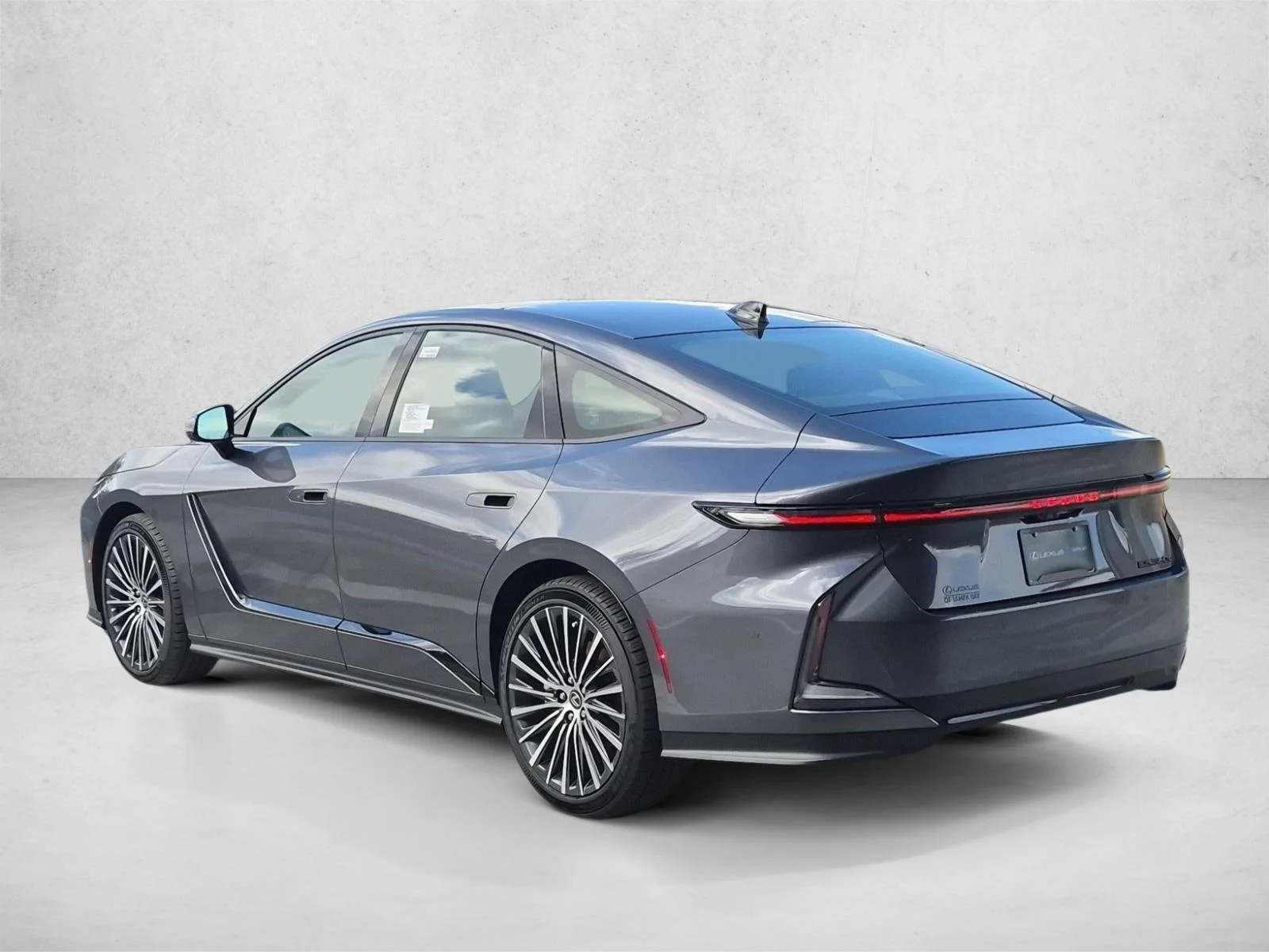 New 2026 Cloudburst Gray Lexus ES 350e LUXURY image 9