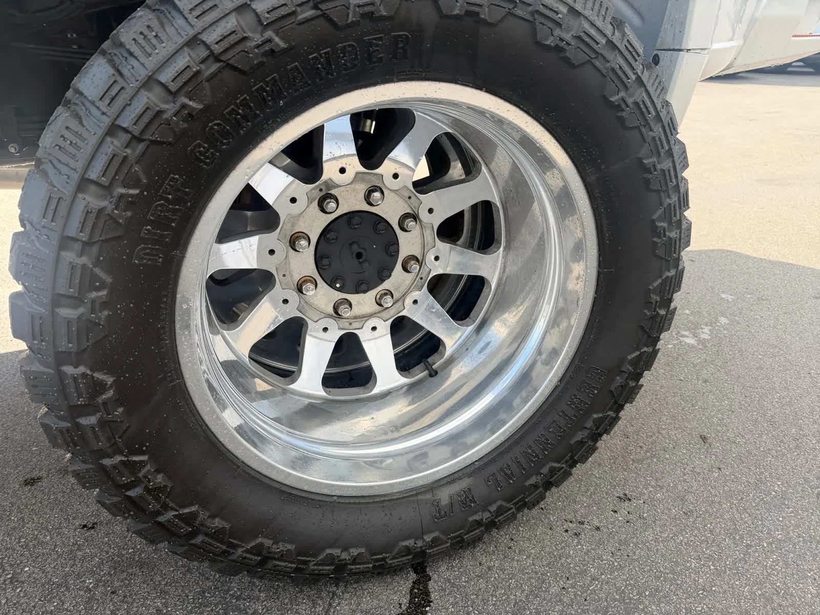Used 2022 Iridescent Pearl Tricoat Chevrolet LTZ image 13