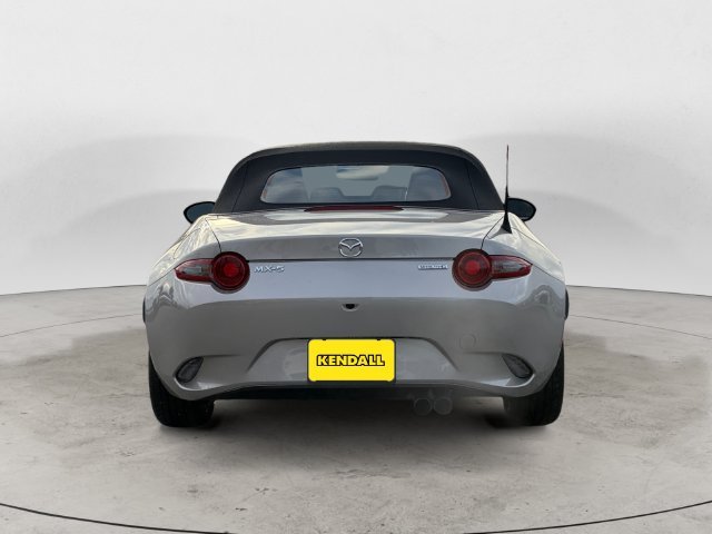 Used 2022 Silver Mazda Sport image 6