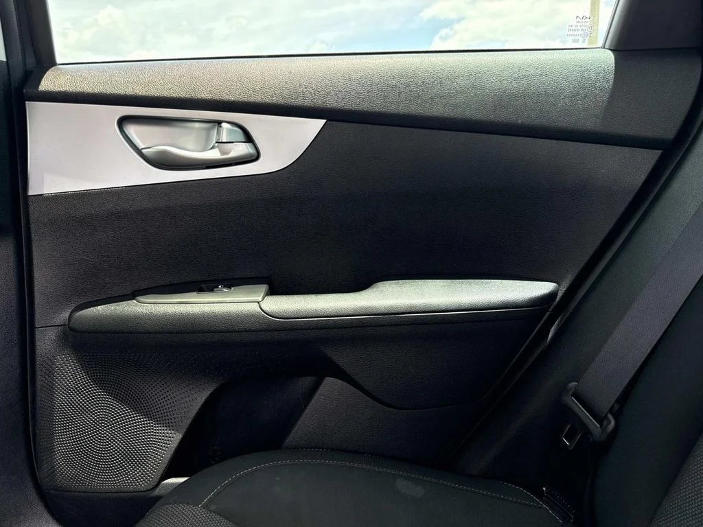 Used 2022 Gray Kia LXS image 19