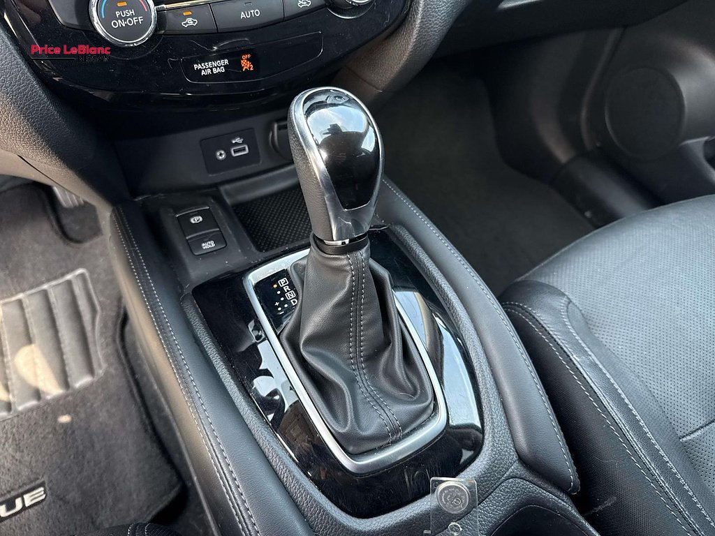 Used 2019 Gun Metallic Nissan SL image 25