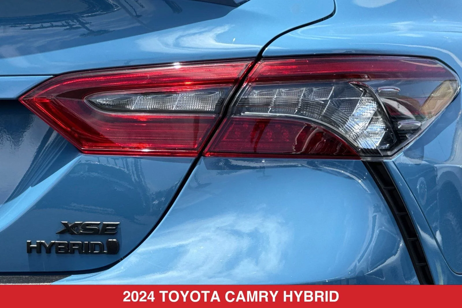 Used 2024 CAVALRY BLUE Toyota Hybrid XSE image 28