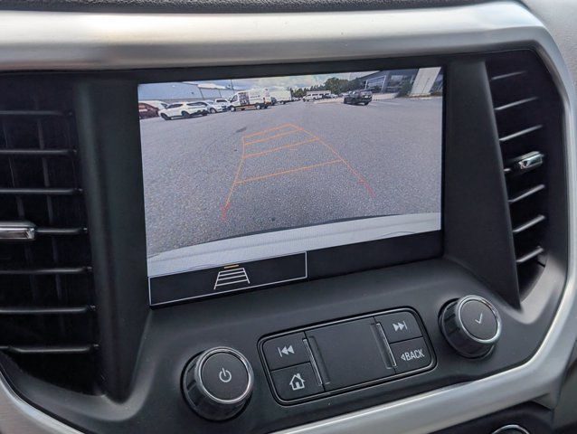 Used 2023 White GMC SLE image 23