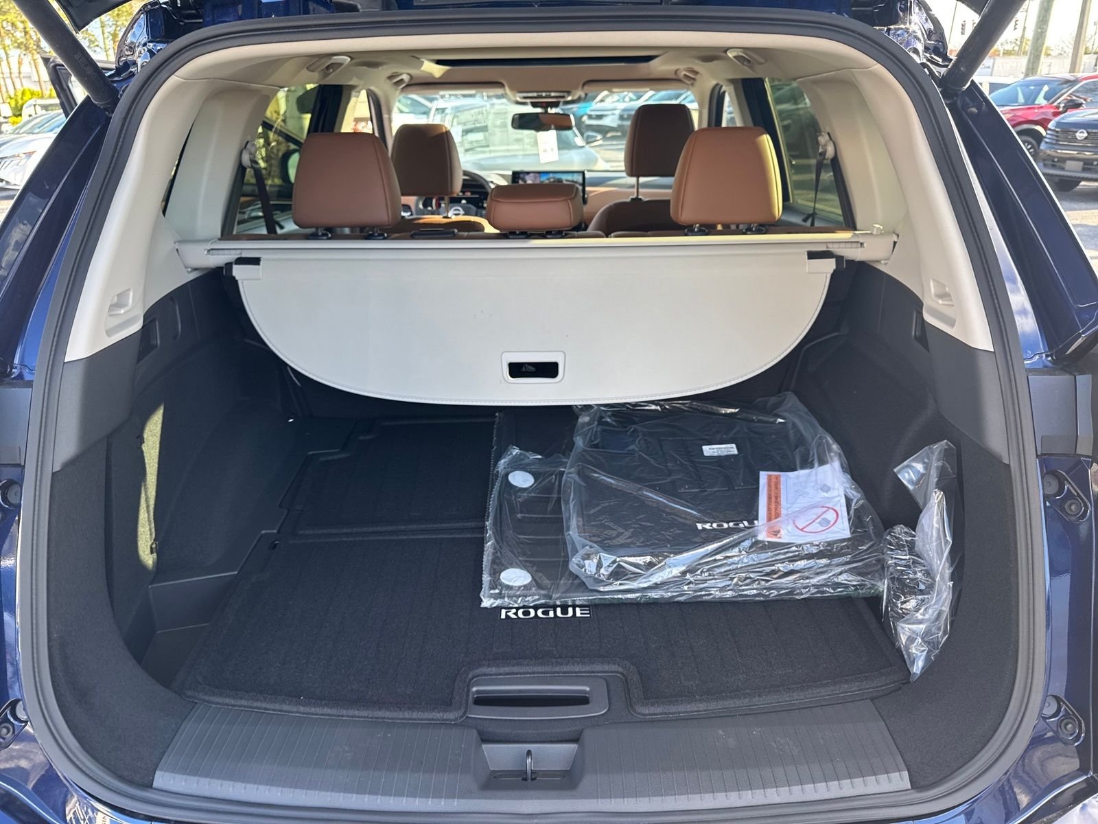 New 2026 Nissan Rogue Platinum 4D Sport Utility