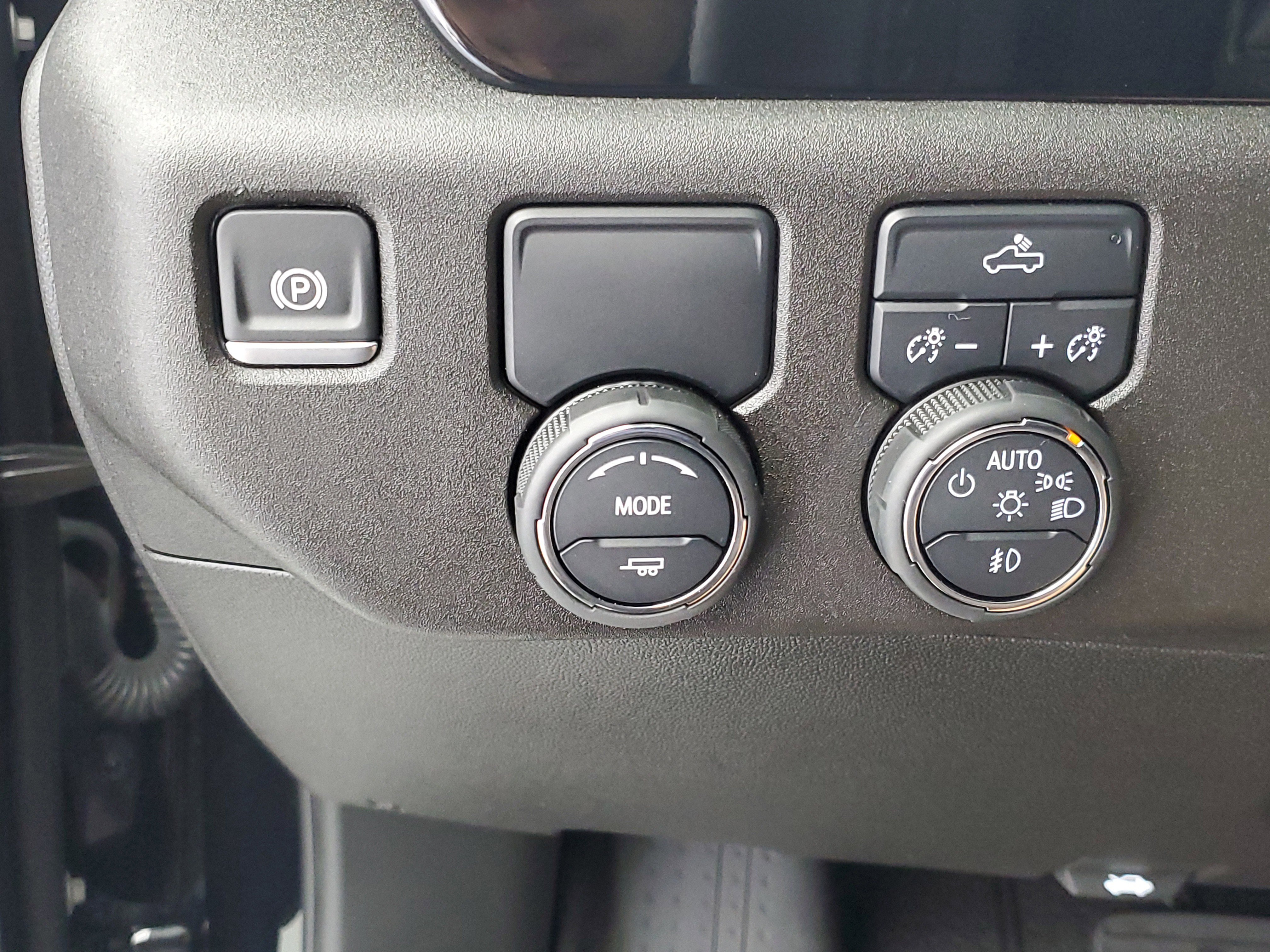 Used 2024 Black Chevrolet RST image 31