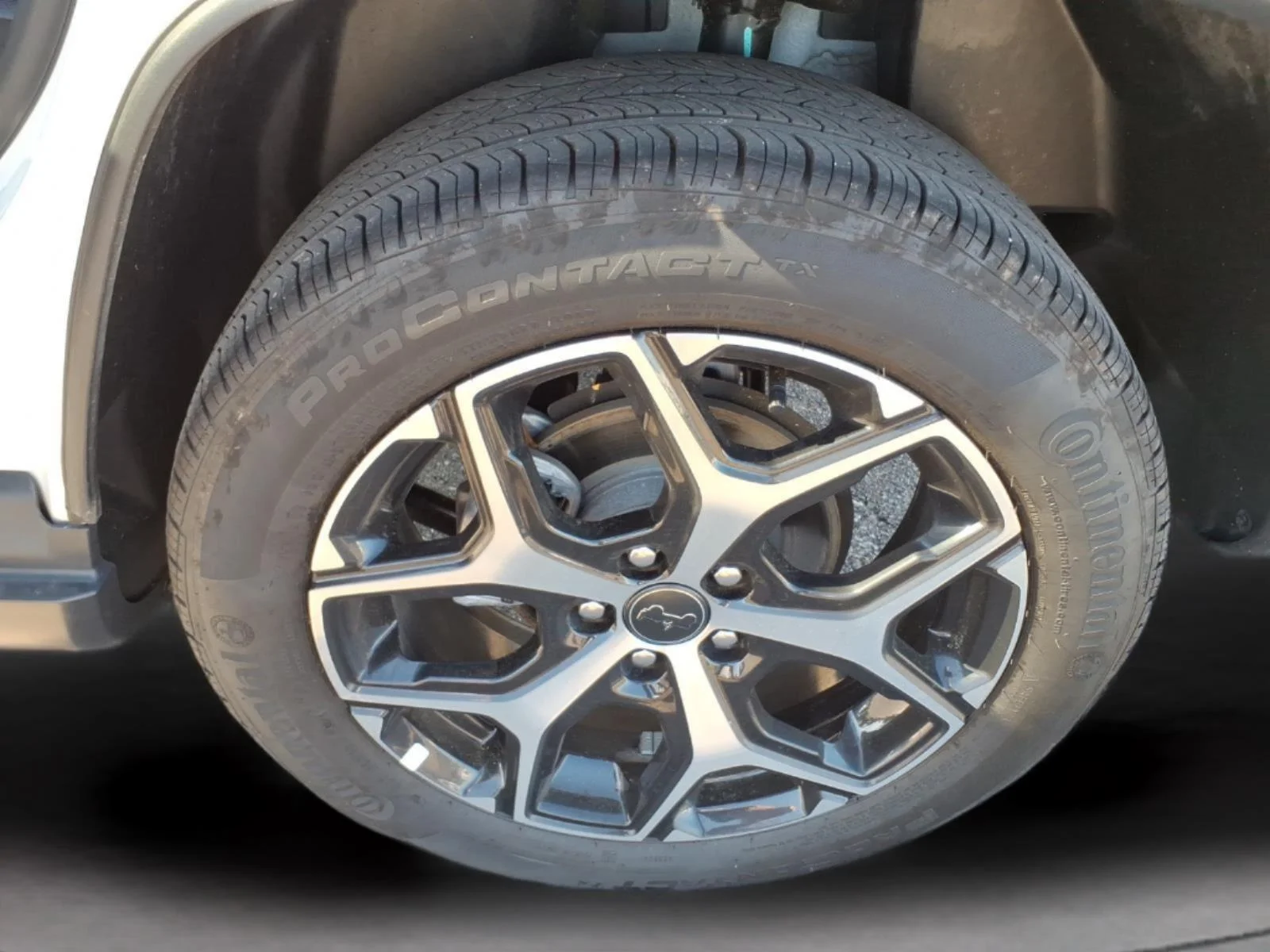 Used 2025 Bright White Clearcoat Jeep Limited image 29