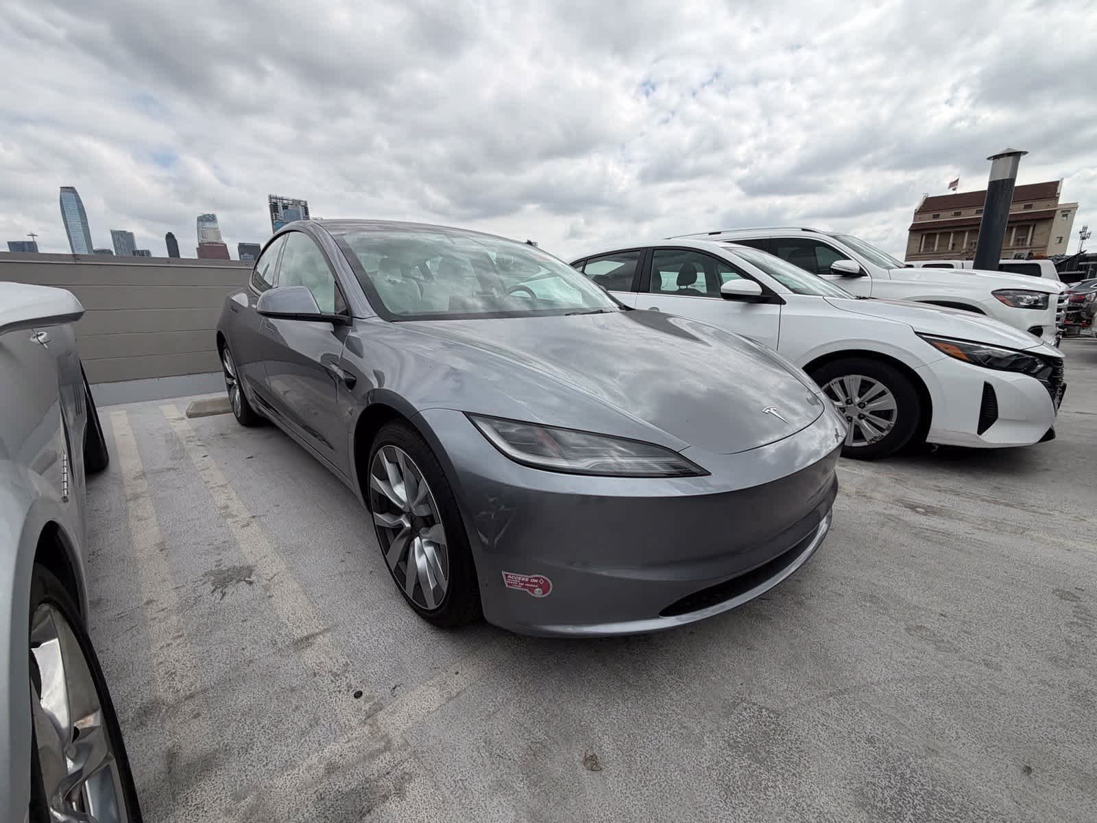 Used 2024 Quicksilver Tesla  image 4