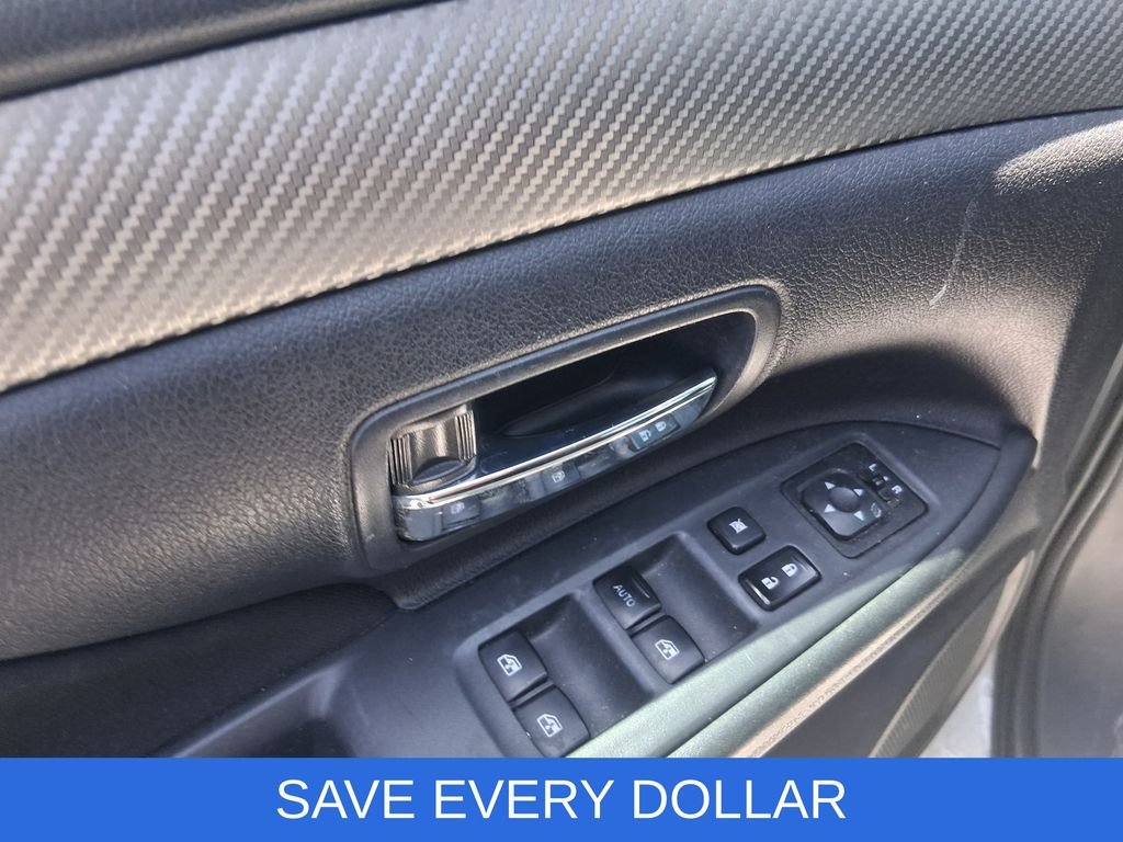 Used 2017  Mitsubishi ES image 11