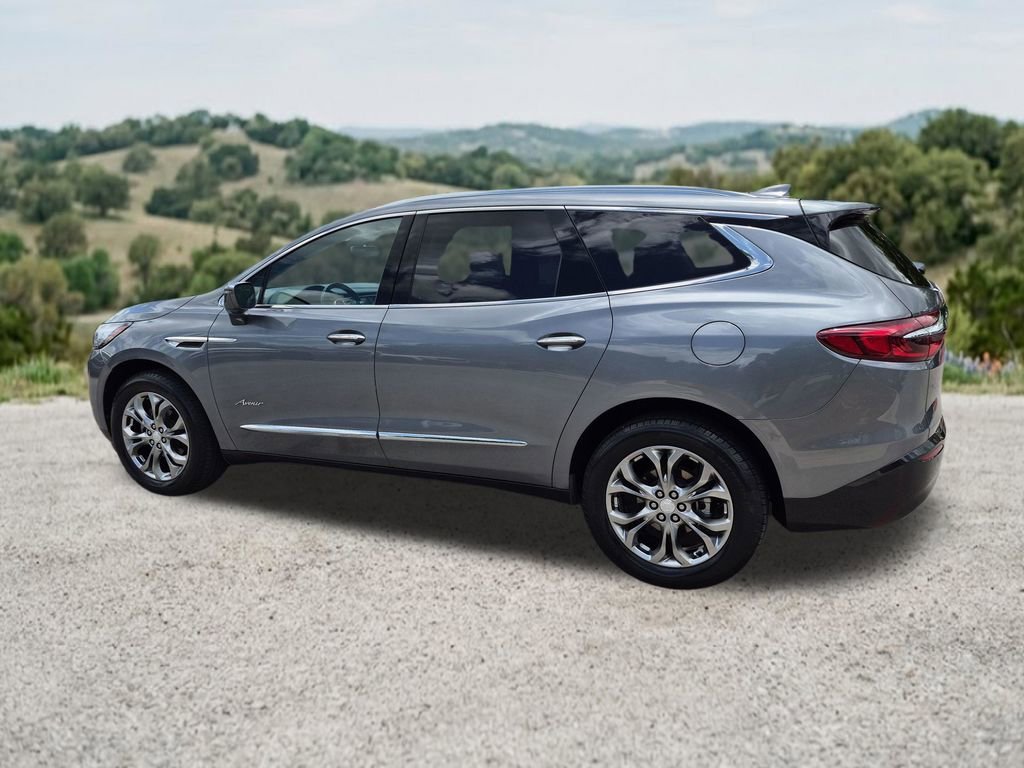Used 2019 Includes Pitch Dark Night lower exterior accent color.) Buick Avenir image 7