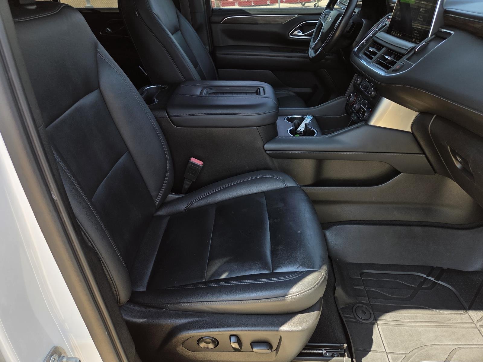 Used 2021 Summit White Chevrolet LT image 41