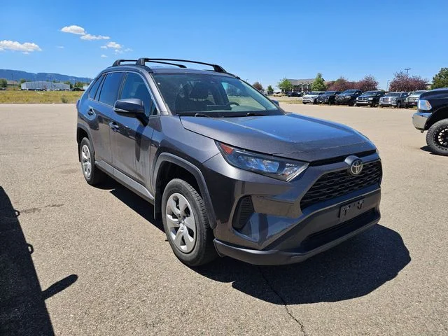 Used 2019 Magnetic Gray Metallic Toyota LE image 5