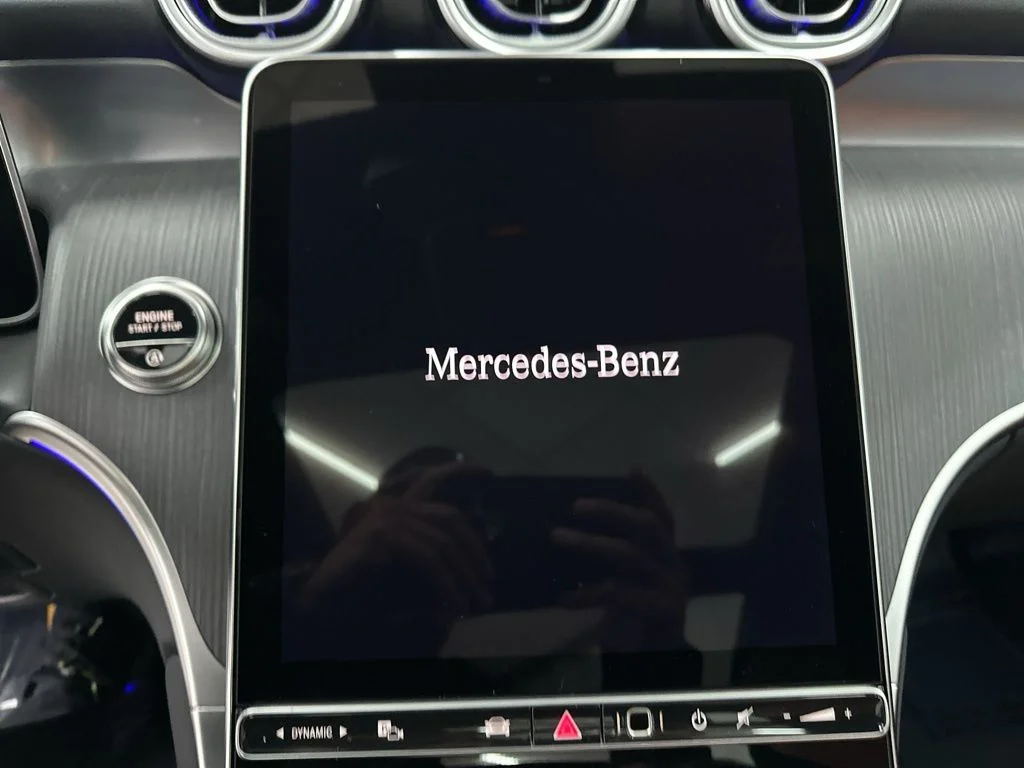 Used 2026 White Mercedes-Benz GLC 300 image 12