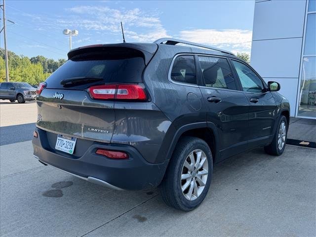 Used 2016 Granite Crystal Metallic Clearcoat Jeep Limited image 9
