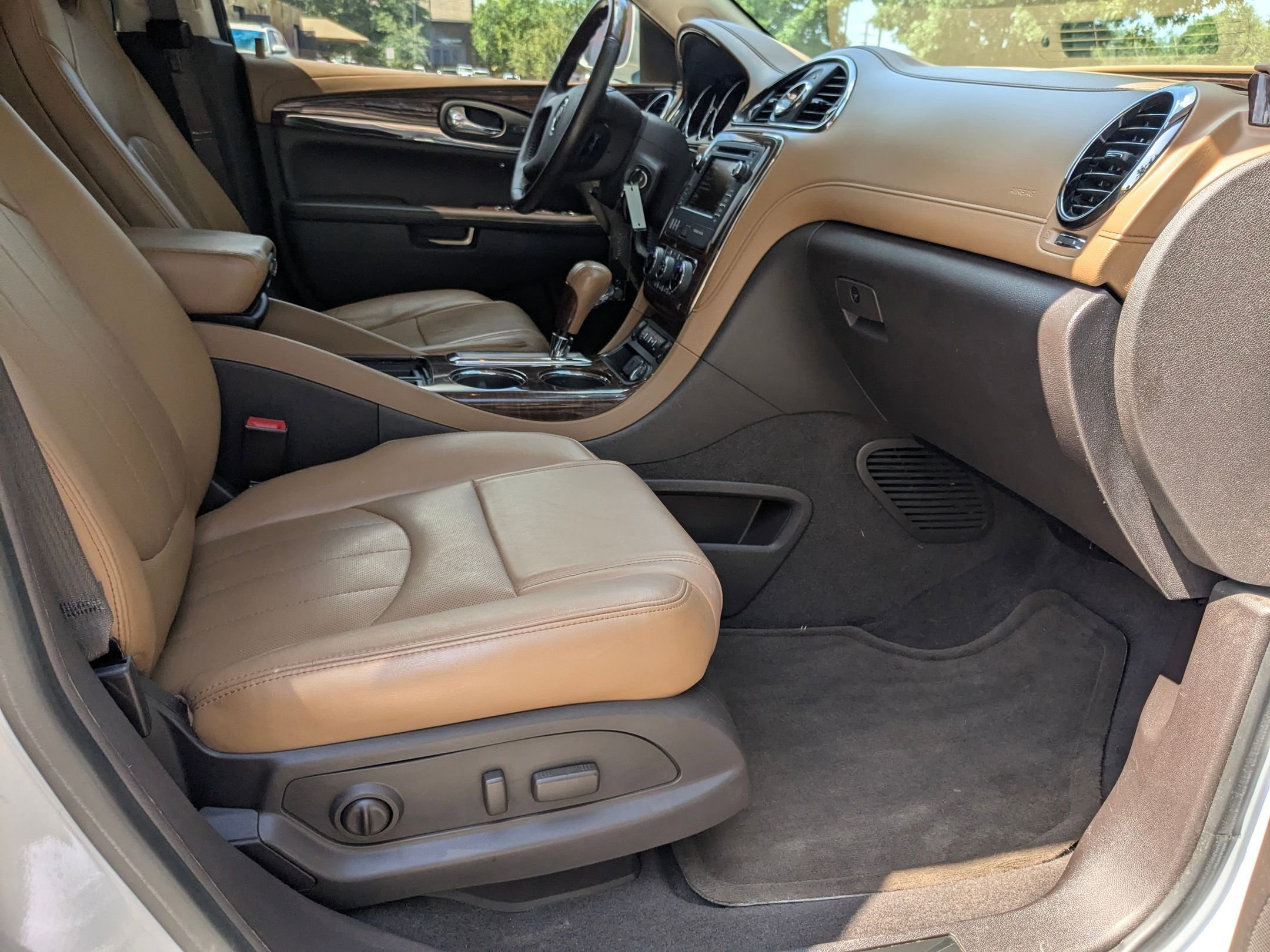 Used 2017 Summit White Buick Leather image 24