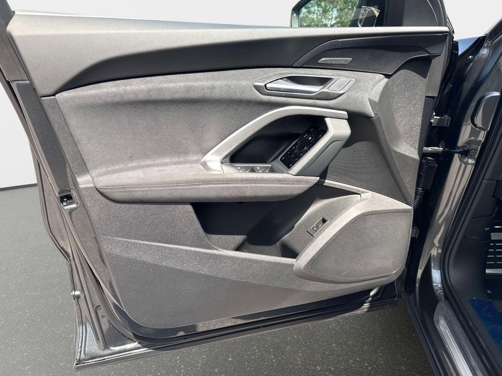 New 2026 Daytona Gray Pearl Effect Audi Premium Plus image 16