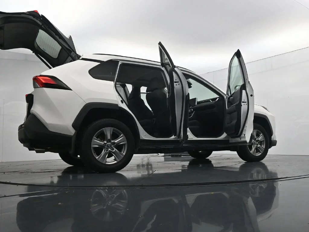 Used 2024 White Toyota XLE image 28