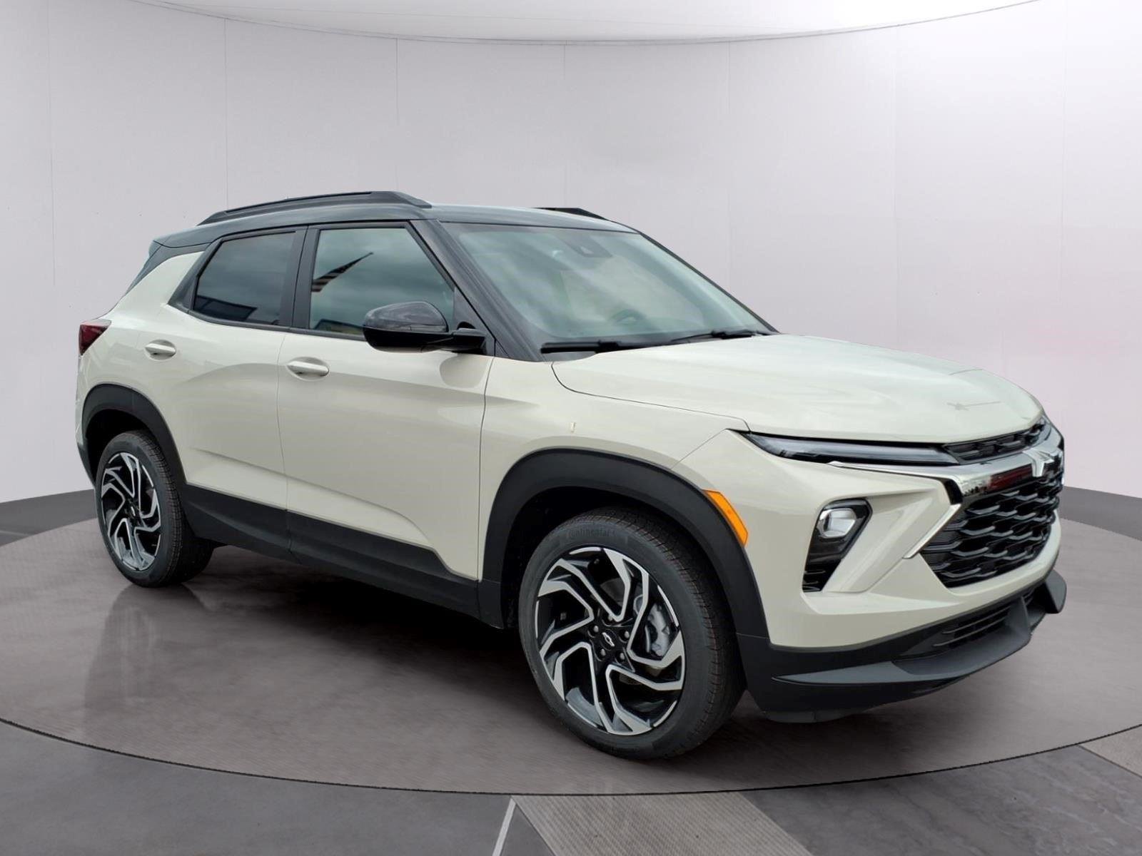 New 2026 White Sands Chevrolet RS image 7