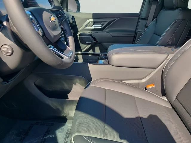 New 2026 Summit White Chevrolet LT - Extended Range image 20