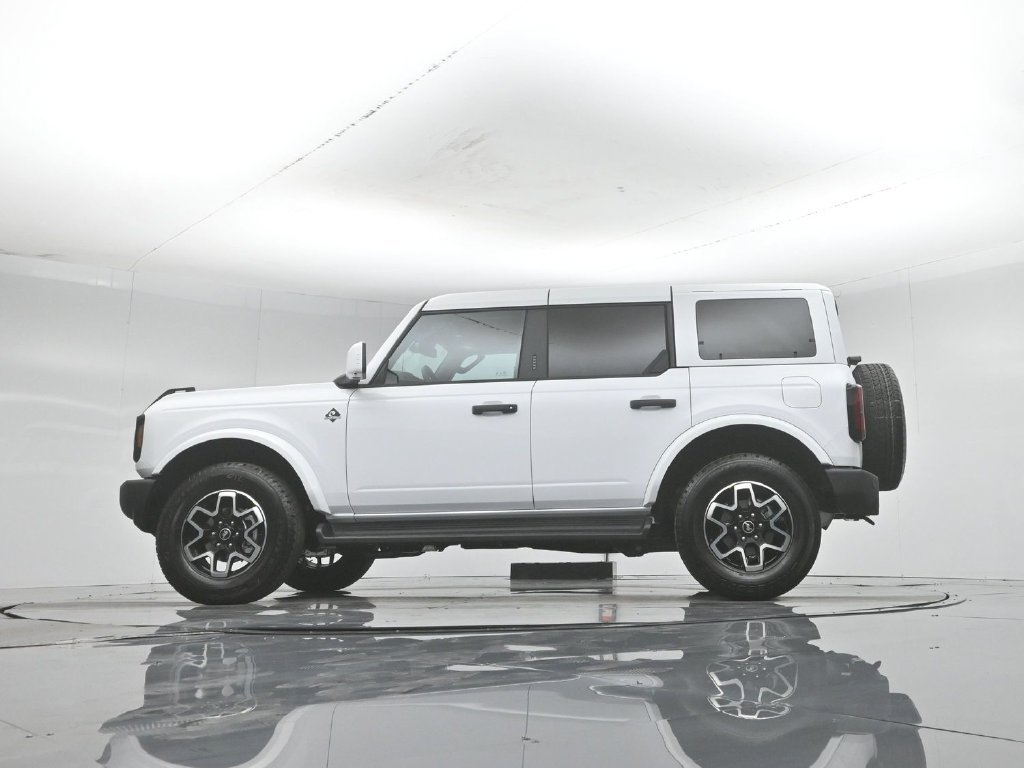 New 2026 Oxford White Ford Outer Banks image 52