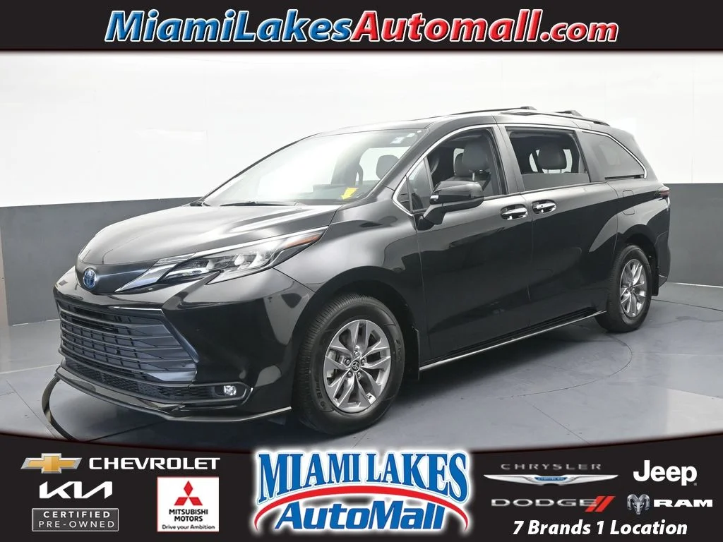 Used 2025 Midnight Black Metallic Toyota XLE image 1