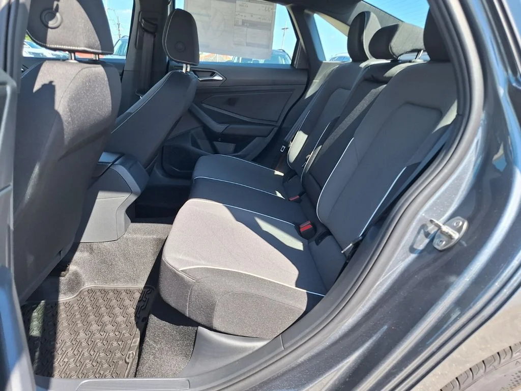 2026 Volkswagen Jetta Sport - Photo 10