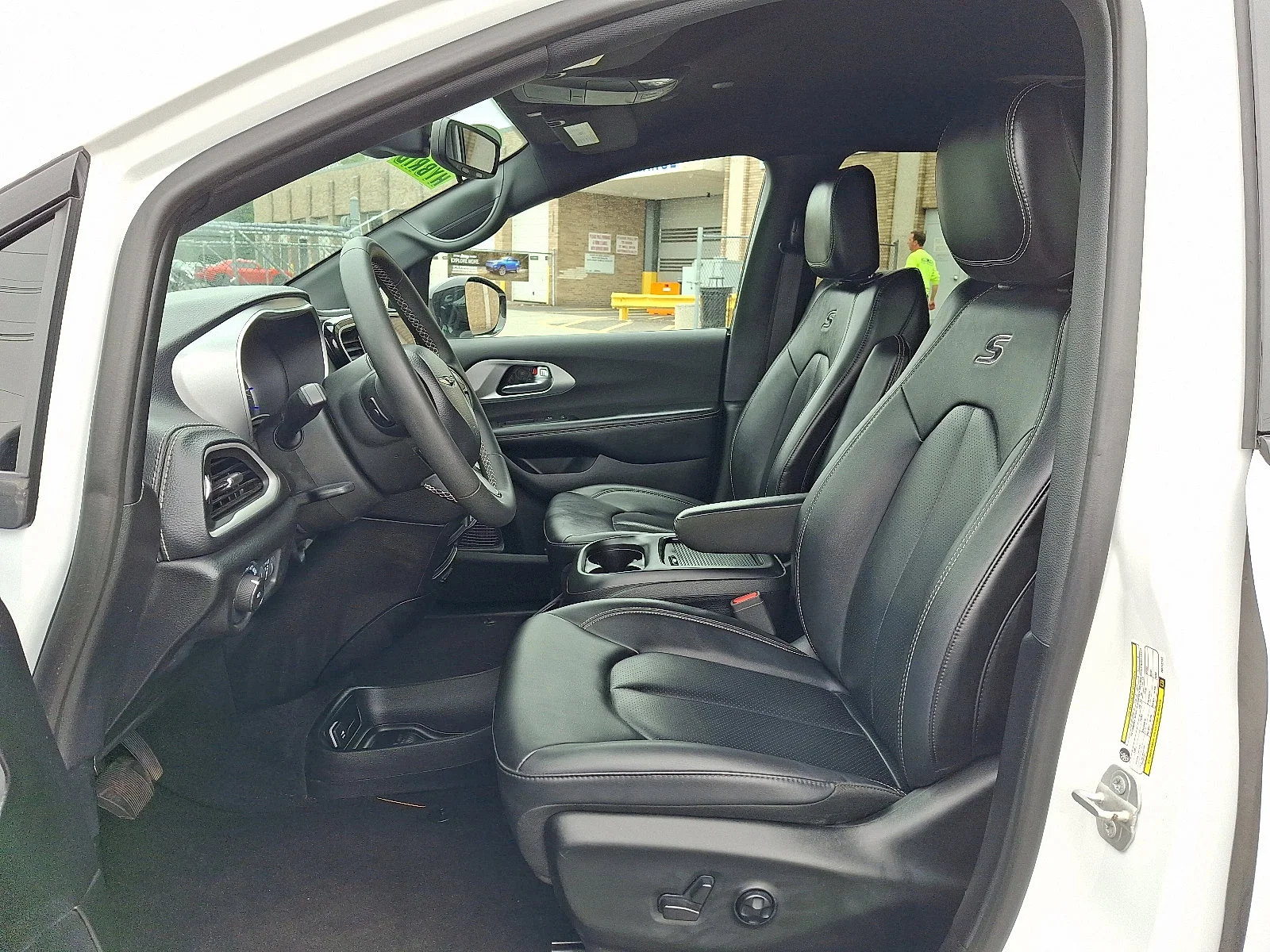 Photo 14