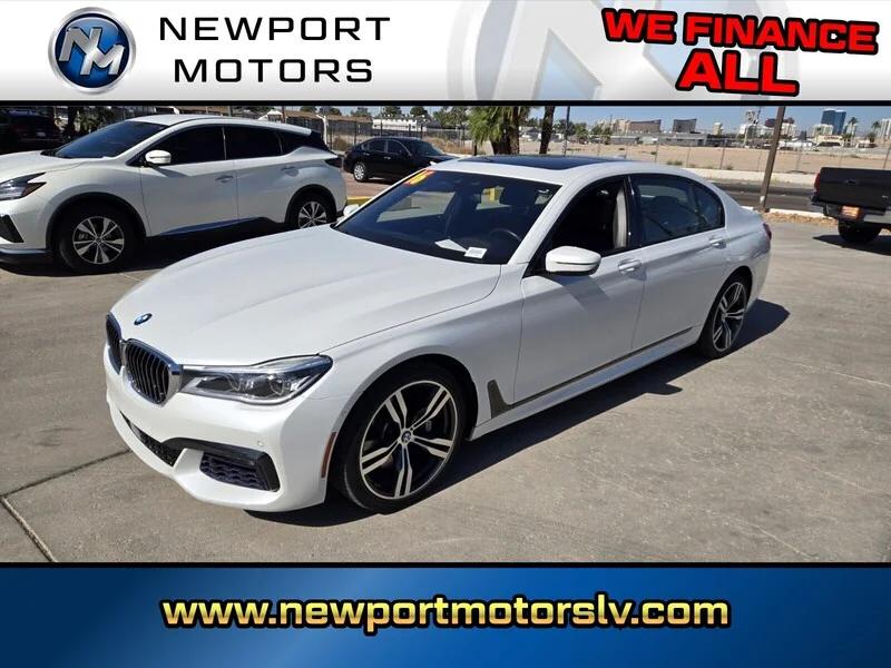 2016 BMW 7 Series 750i's photo