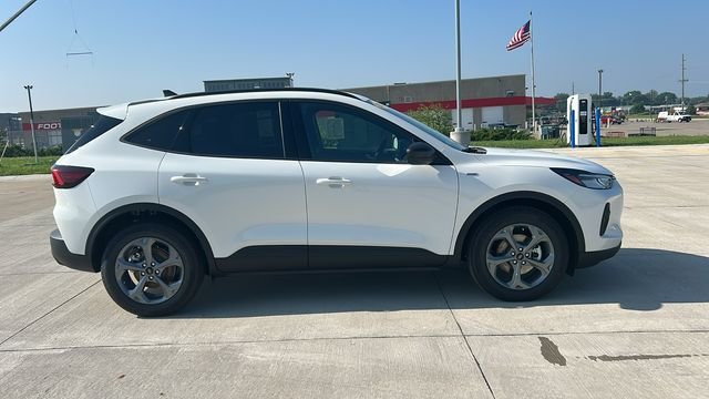 2025 Ford Escape Hybrid ST-Line - Photo 2