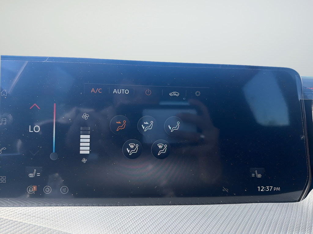 2026 Nissan KICKS SR - Photo 32